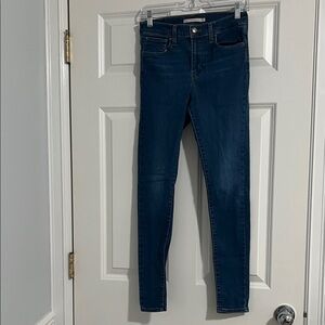 Levi’s Dark Blue Skinny Jeans
